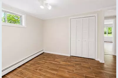 77 Victoria Street, Johnston, RI 02919 - Photo 9