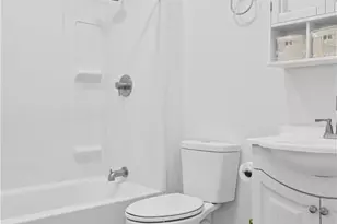 236 Dudley St, Providence, RI 02907 - Photo 11