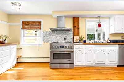 56 Middle Highway, Barrington, RI 02806 - Photo 3