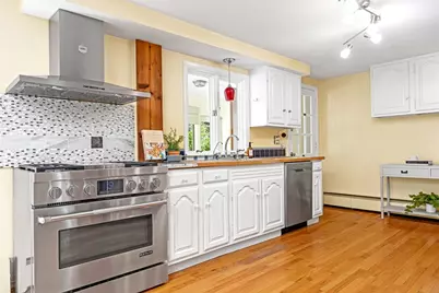 56 Middle Highway, Barrington, RI 02806 - Photo 5