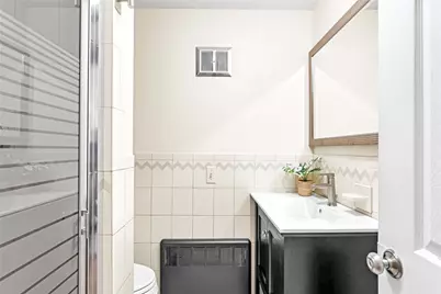 56 Middle Highway, Barrington, RI 02806 - Photo 17