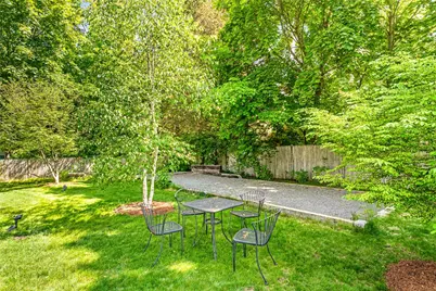 56 Middle Highway, Barrington, RI 02806 - Photo 39