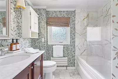 56 Middle Highway, Barrington, RI 02806 - Photo 21