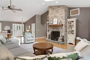 162 Absalona Hill Rd, Glocester, RI 02814 - Photo 9