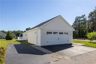 228 Chickadee Ln, South Kingstown, RI 02879 - Photo 33