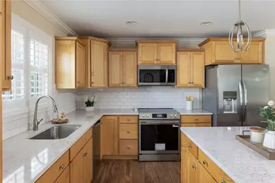 228 Chickadee Lane, South Kingstown, RI 02879 - Photo 7