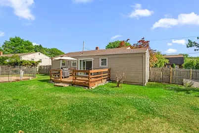 20 Rotary Drive, West Warwick, RI 02893 - Photo 7