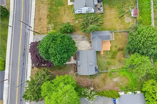 512 Woonasquatucket Ave, North Providence, RI 02911 - Photo 5