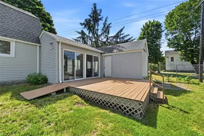 512 Woonasquatucket Avenue, North Providence, RI 02911 - Photo 7