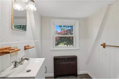 512 Woonasquatucket Avenue, North Providence, RI 02911 - Photo 31