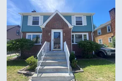 40 Amhert Avenue, Pawtucket, RI 02860 - Photo 1