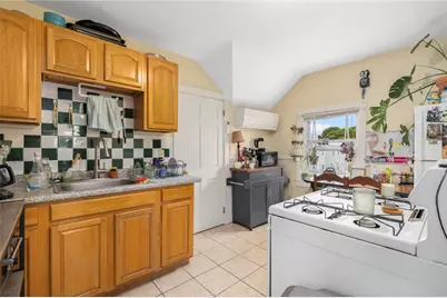 54 Barton Street, Providence, RI 02909 - Photo 23