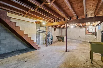 119 Rounds Avenue, East Providence, RI 02915 - Photo 15