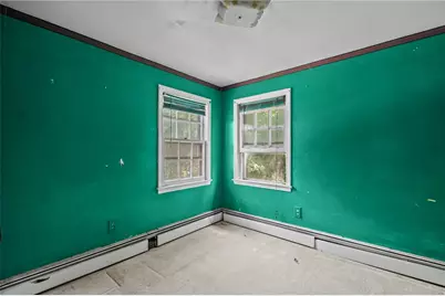 119 Rounds Avenue, East Providence, RI 02915 - Photo 11