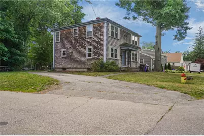 119 Rounds Avenue, East Providence, RI 02915 - Photo 17