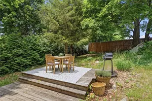 27 Royal Ave, Cranston, RI 02920 - Photo 19
