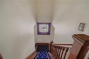 24 Thurston Ave, Newport, RI 02840 - Photo 35