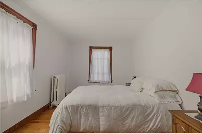 24 Thurston Avenue, Newport, RI 02840 - Photo 29