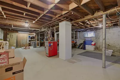 24 Thurston Avenue, Newport, RI 02840 - Photo 39