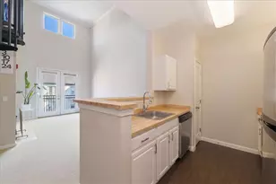 1000 Providence Pl, Providence, RI 02903 - Photo 11