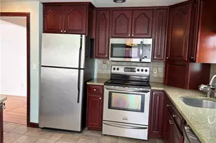 52 Elm Dr, Cranston, RI 02920 - Photo 7