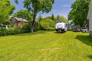 43 Duane St, Warwick, RI 02818 - Photo 5