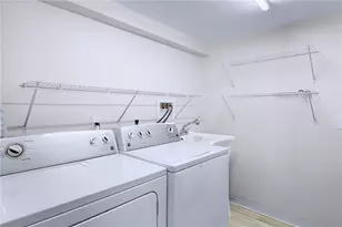 172 Eustis Ave, Newport, RI 02840 - Photo 43