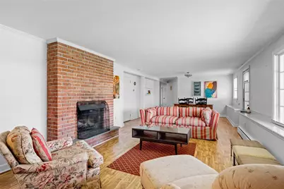 172 Eustis Avenue, Newport, RI 02840 - Photo 35