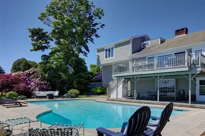 172 Eustis Avenue, Newport, RI 02840 - Photo 3