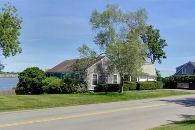 172 Eustis Avenue, Newport, RI 02840 - Photo 5