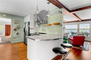 172 Eustis Ave, Newport, RI 02840 - Photo 17