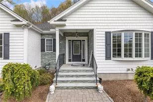 136 Rome Ct, Cranston, RI 02921 - Photo 11