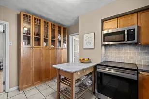 10 Denver Ave, Cranston, RI 02905 - Photo 13