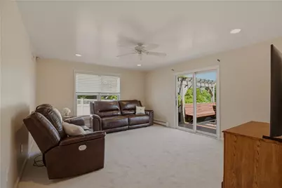 32 James Francis Terrace, Middletown, RI 02842 - Photo 19