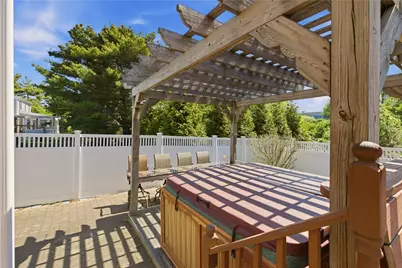 32 James Francis Terrace, Middletown, RI 02842 - Photo 37