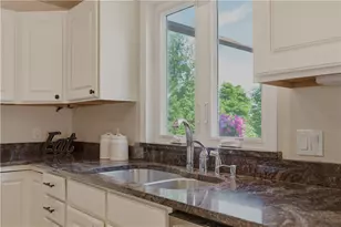 32 James Francis Terrace, Middletown, RI 02842 - Photo 13