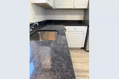 14 Saratoga Avenue #5, Pawtucket, RI 02861 - Photo 5