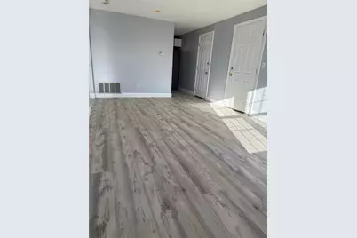 14 Saratoga Avenue #5, Pawtucket, RI 02861 - Photo 11