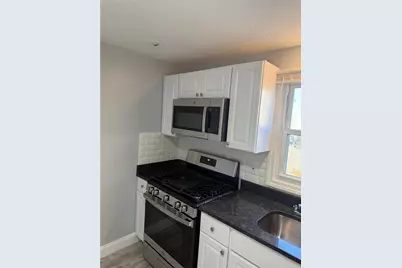 14 Saratoga Avenue #5, Pawtucket, RI 02861 - Photo 7