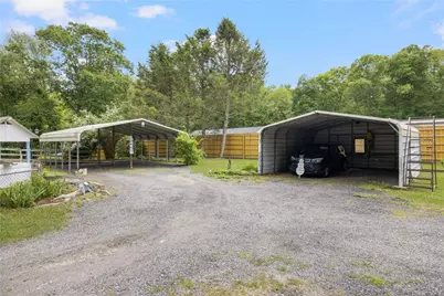 2037 Victory Highway, Coventry, RI 02816 - Photo 9