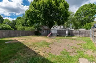 15 Gage St, Warwick, RI 02889 - Photo 33