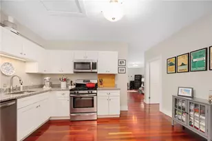 407 Broadway, Providence, RI 02909 - Photo 5