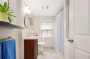 407 Broadway, Providence, RI 02909 - Photo 11