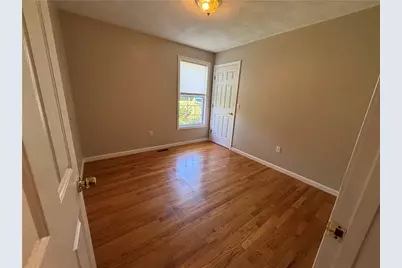 15 S Locust Avenue #1, North Providence, RI 02911 - Photo 9