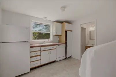 21 East Road, Tiverton, RI 02878 - Photo 27