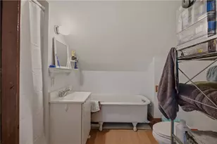 21 E Rd, Tiverton, RI 02878 - Photo 15