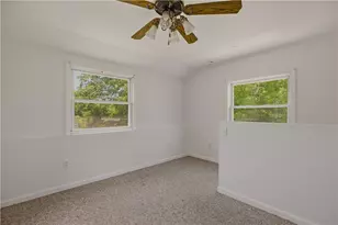 21 E Rd, Tiverton, RI 02878 - Photo 29