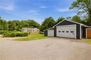 21 E Rd, Tiverton, RI 02878 - Photo 33
