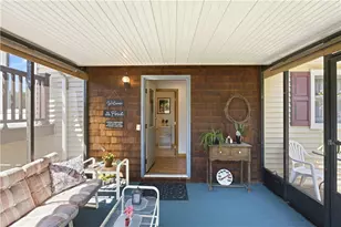 14 Oak St, West Warwick, RI 02893 - Photo 13