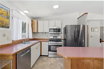 14 Oak Street, West Warwick, RI 02893 - Photo 41